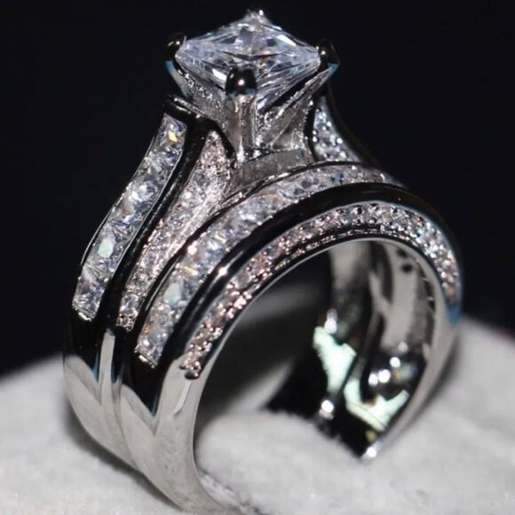 PRINCESS CUT  2CT  BRIDAL 2 PIECE WEDDING RING - Picture 3 of 3